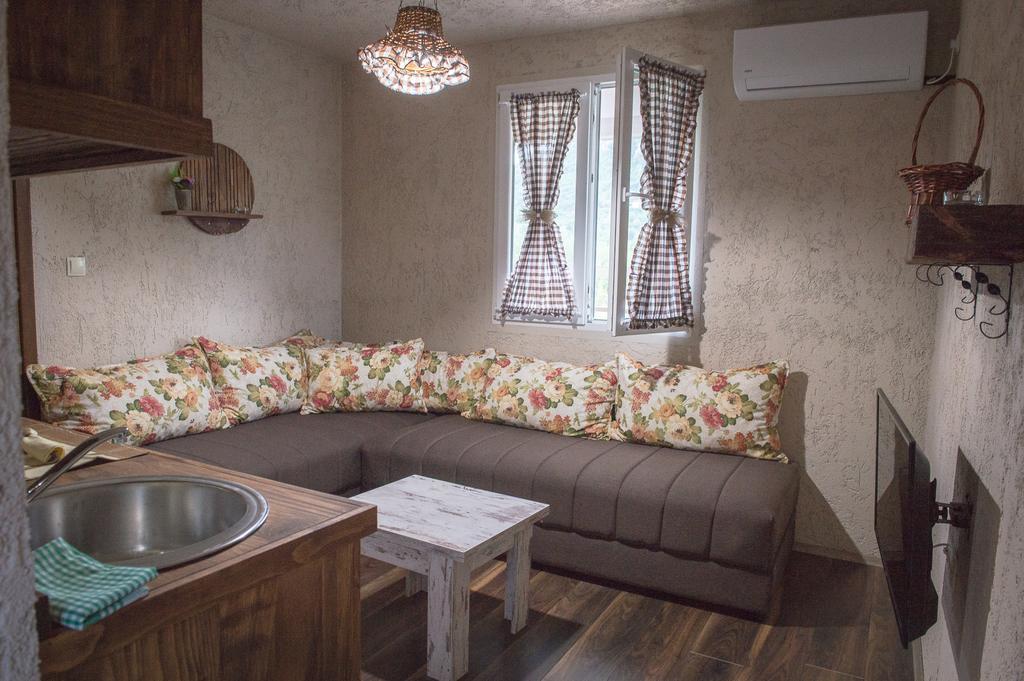 Apartments Djurovic Virpazar Dış mekan fotoğraf